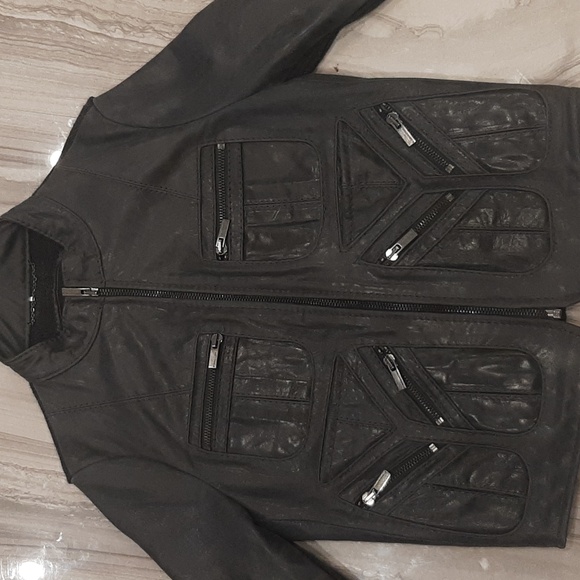 BCBGMaxAzria Leather Moto Jacket Cropped Gray Zippered Pockets Women Small EUC - Picture 10 of 15